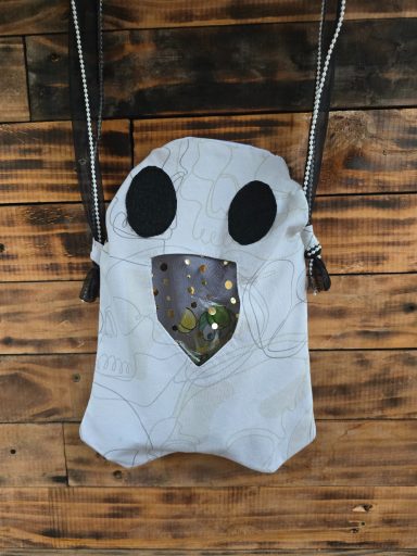 Ghost-shaped Tote Bag with Zipper for Trick-or-Treat Ghost-shape Halloween candy bag with zipper