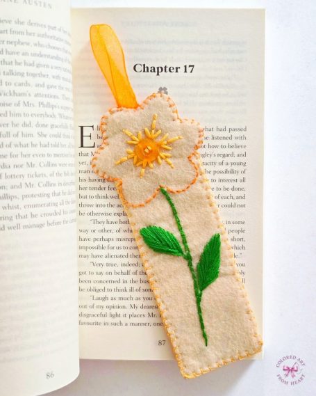 Floral bookmark inspired by the cover of Jane Austen's book "Pride and Prejudice", in special edition